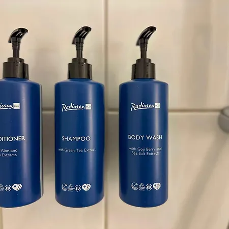 Radisson Blu Resort, Hotel
